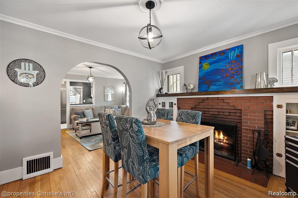 423 West 12 Mile Road Royal Oak, MI 48073 - Photo 17 of 42 423 W 12 Mile Interior-5.jpg
