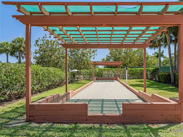 $449,000 | 4775 South Harbor Drive, Unit 207, Vero Beach, FL 32967