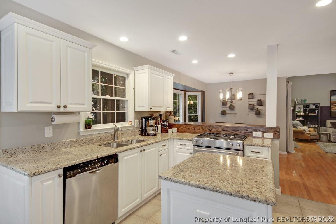12445 Harcourt Drive Raleigh, NC 27613 - Photo 10 of 29 Gallery Image 10