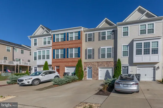 $445,000 | 213 Hidden Brook Drive, Fredericksburg, VA 22405