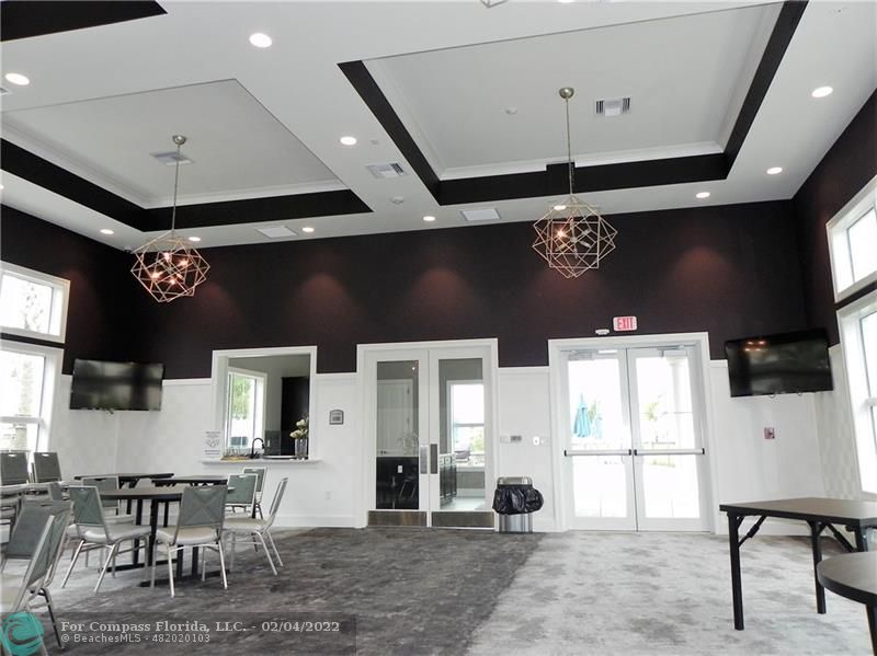 4350 Hillcrest Drive, Unit 212 Hollywood, FL 33021 - Photo 34 of 38 a view of a living room and dining room