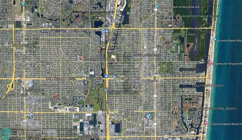 4350 Hillcrest Drive, Unit 212 Hollywood, FL 33021 - Photo 38 of 38 a bathroom with a shower