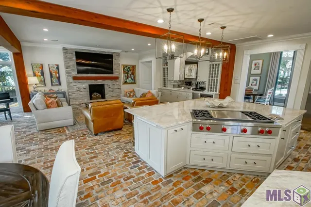 $1,399,000 | 18321 North Mission Hills Avenue, Baton Rouge, LA 70810