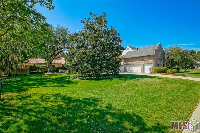 $1,399,000 | 18321 North Mission Hills Avenue, Baton Rouge, LA 70810