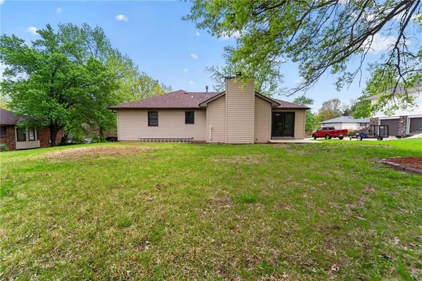 $250,000 | 725 Shawn Drive, Jefferson City, MO 65109