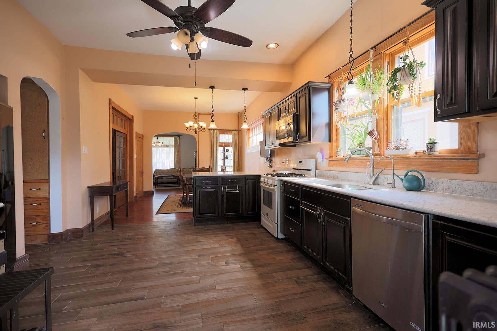 2512 South Harrison Street Fort Wayne, IN 46807 - Photo 13 of 34