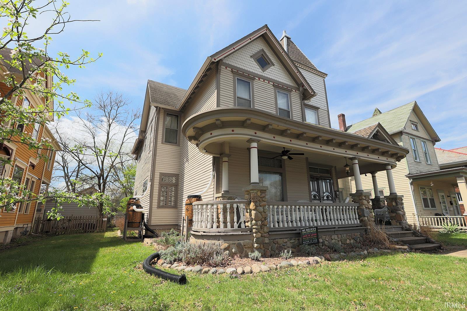 2512 South Harrison Street Fort Wayne, IN 46807 - Photo 2 of 34