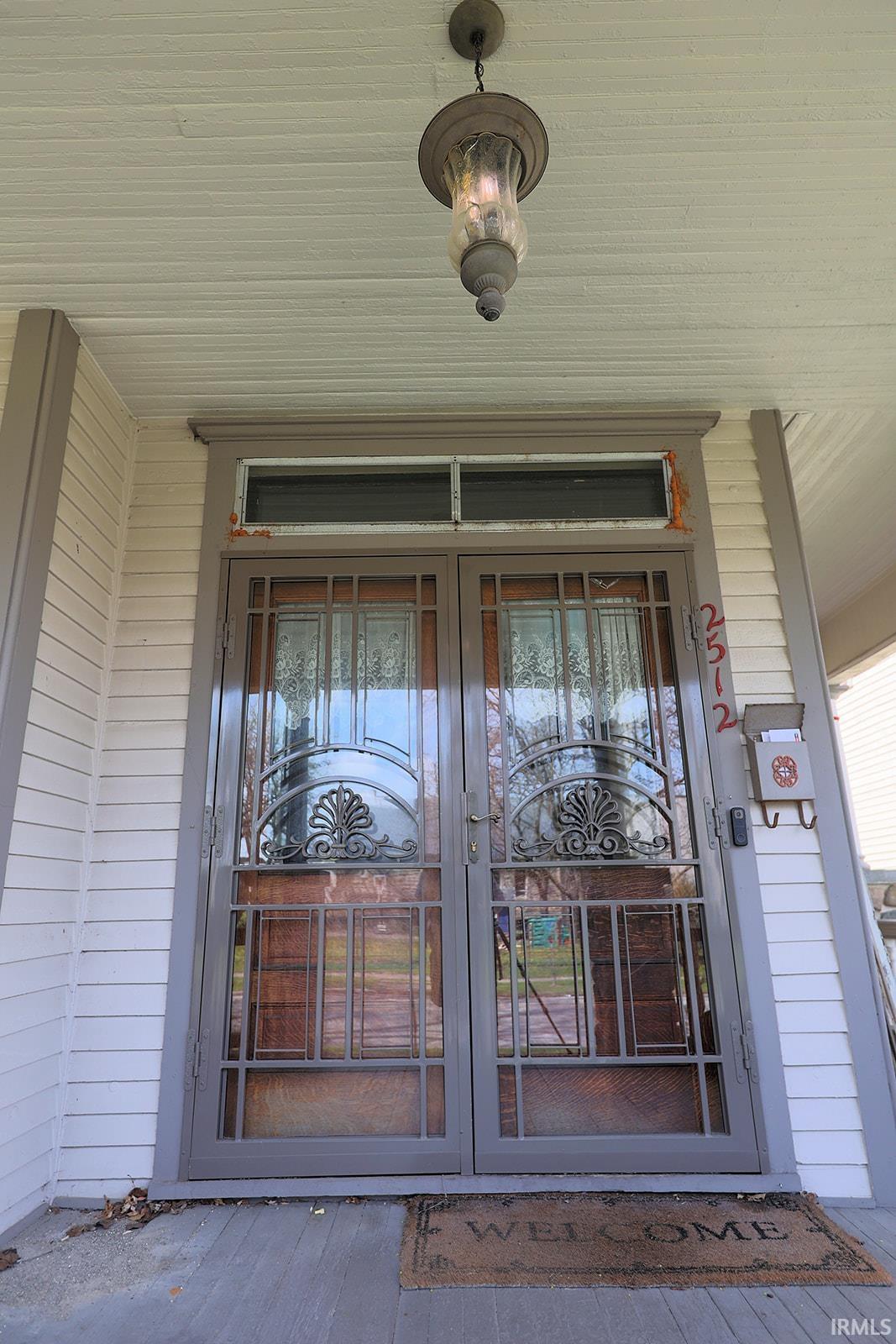 2512 South Harrison Street Fort Wayne, IN 46807 - Photo 4 of 34