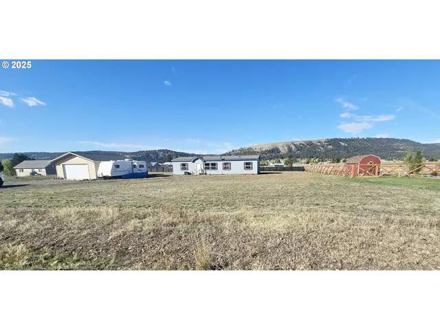 $379,000 | 900 North 15th Avenue, Elgin, OR 97827