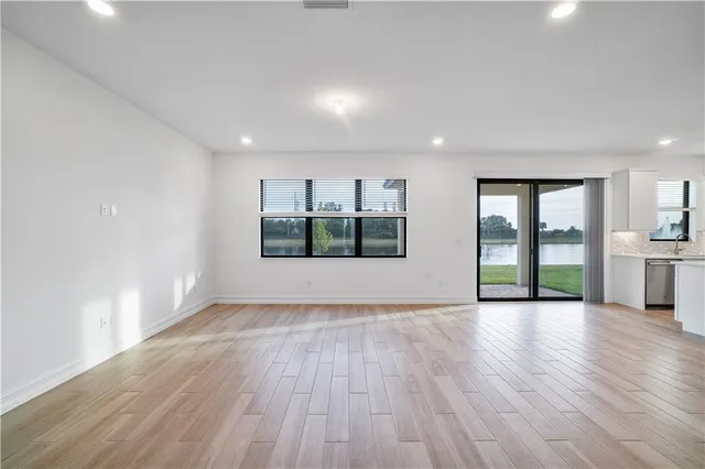 $6,000 | 8755 Grand Prix Lane, Boynton Beach, FL 33472