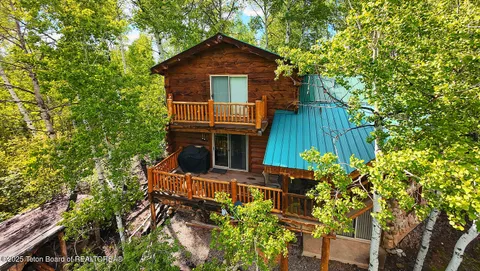 $680,000 | 590 Walnut Drive, Star Valley Ranch, WY 83127