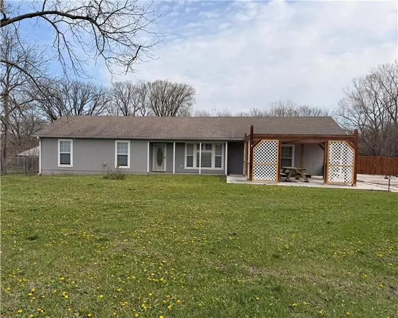 $350,000 | 429 Northwest 1601st Road, Kingsville, MO 64061