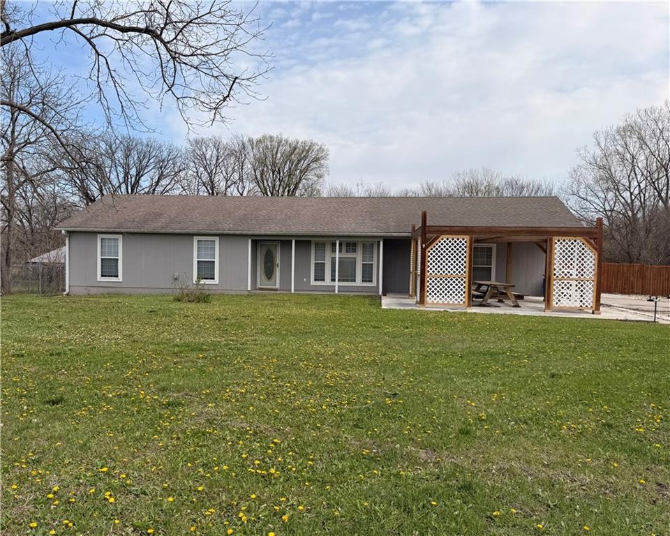 429 Northwest 1601st Road Kingsville, MO 64061 - Photo 1 of 2