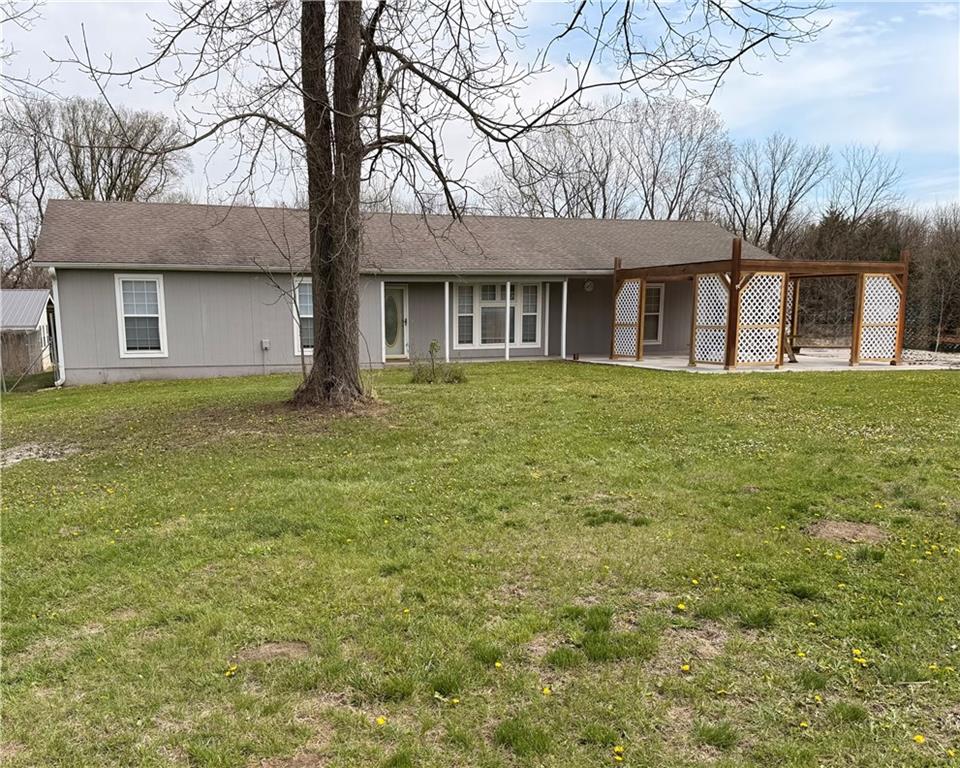429 Northwest 1601st Road Kingsville, MO 64061 - Photo 2 of 2