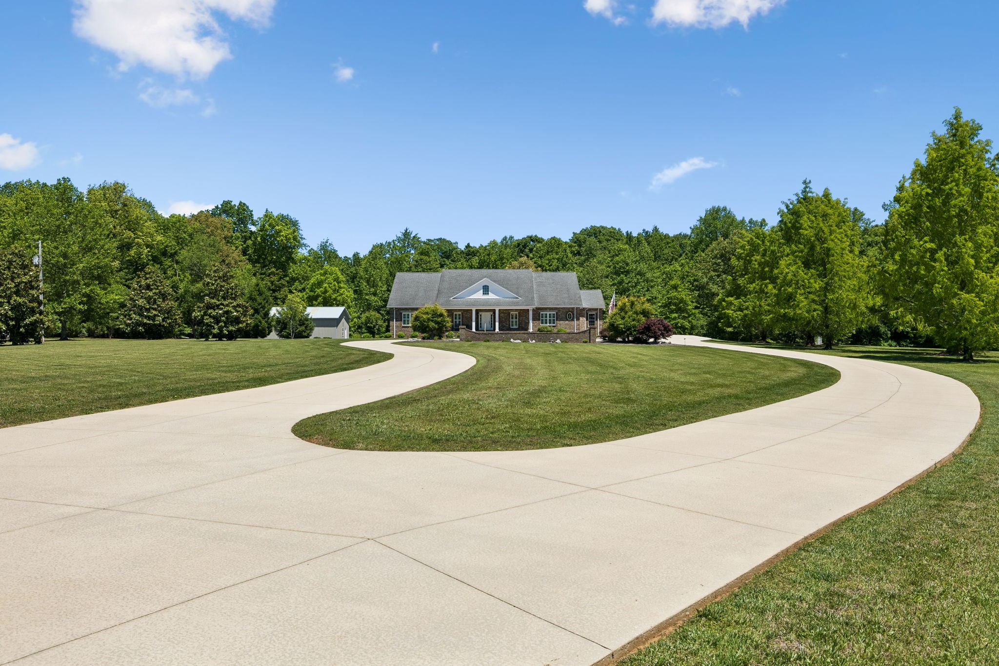 800 Grove Road Morrison, TN 37357 - Photo 2 of 45
