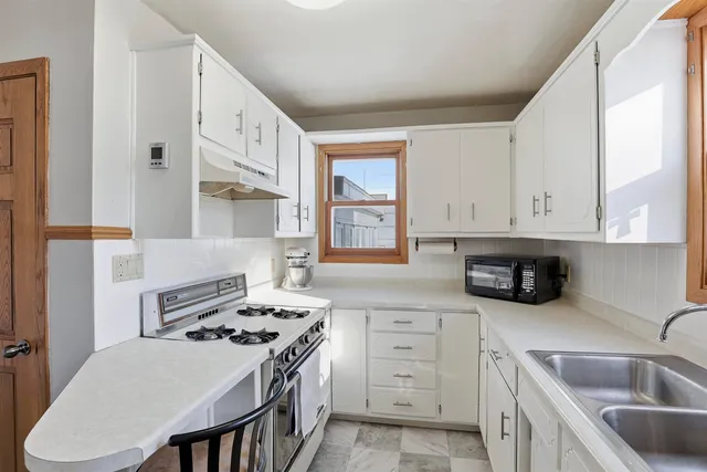 $254,900 | 603 East Goodall Street, Appleton, WI 54915