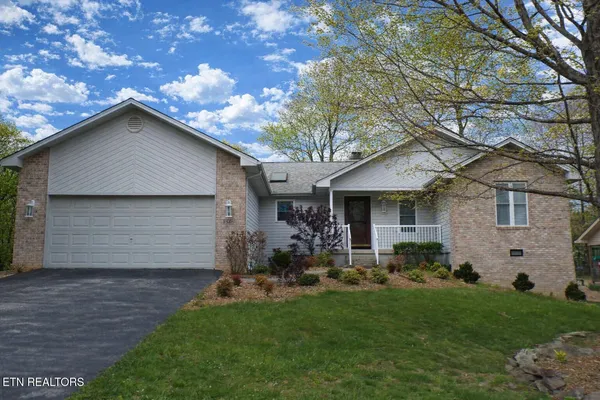 $329,000 | 161 Cromwell Lane, Crossville, TN 38558