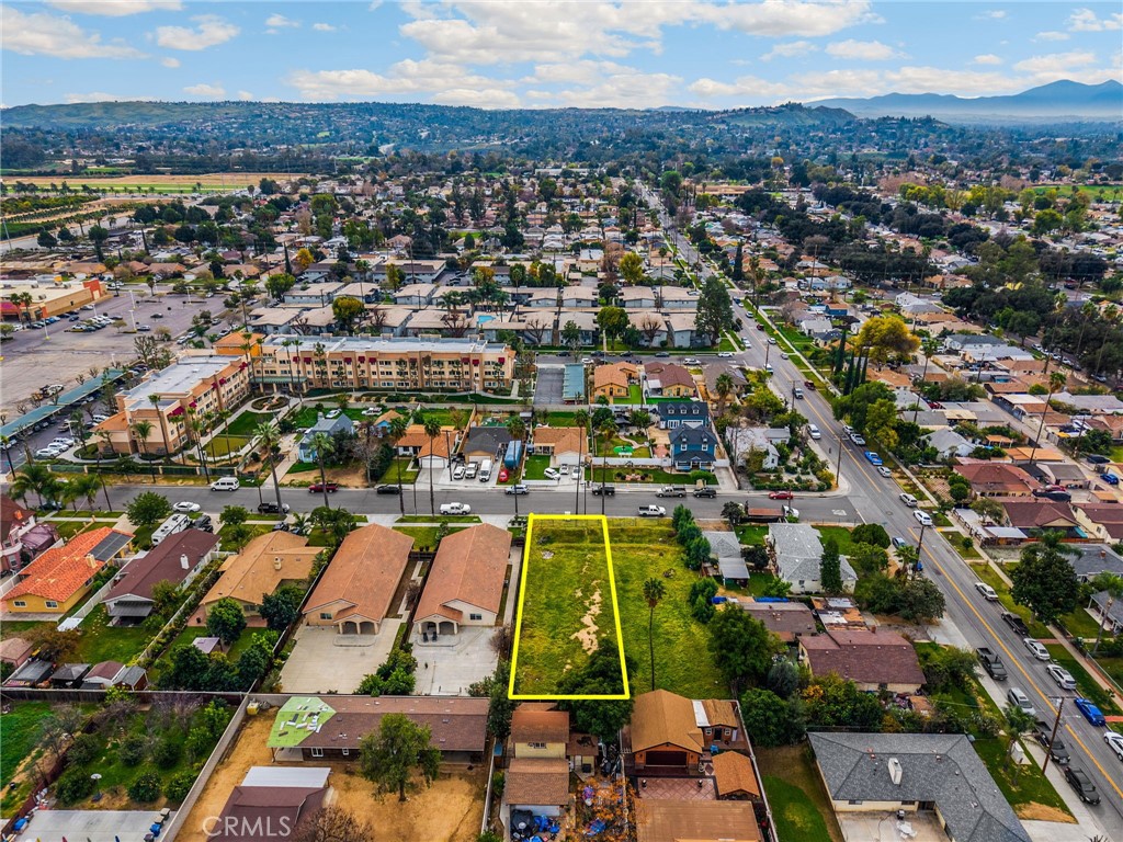 1871 10th Riverside, CA 92507 - Photo 35 of 44