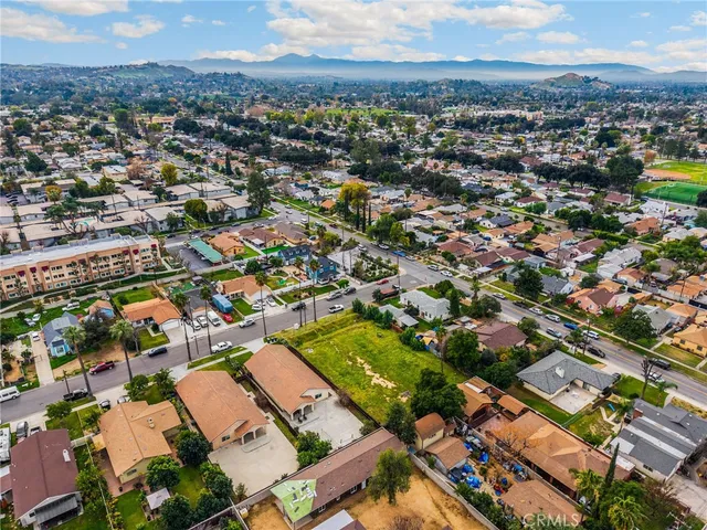 $289,000 | 1871 10th, Riverside, CA 92507