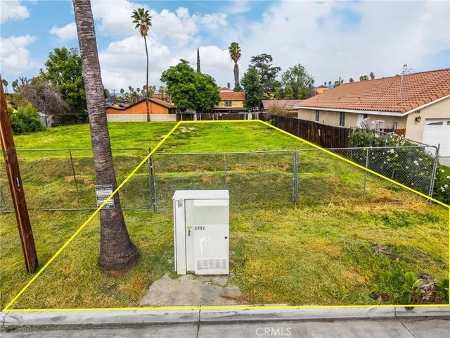 $289,000 | 1871 10th, Riverside, CA 92507