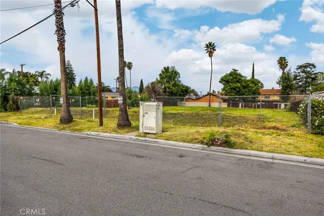 $289,000 | 1871 10th, Riverside, CA 92507