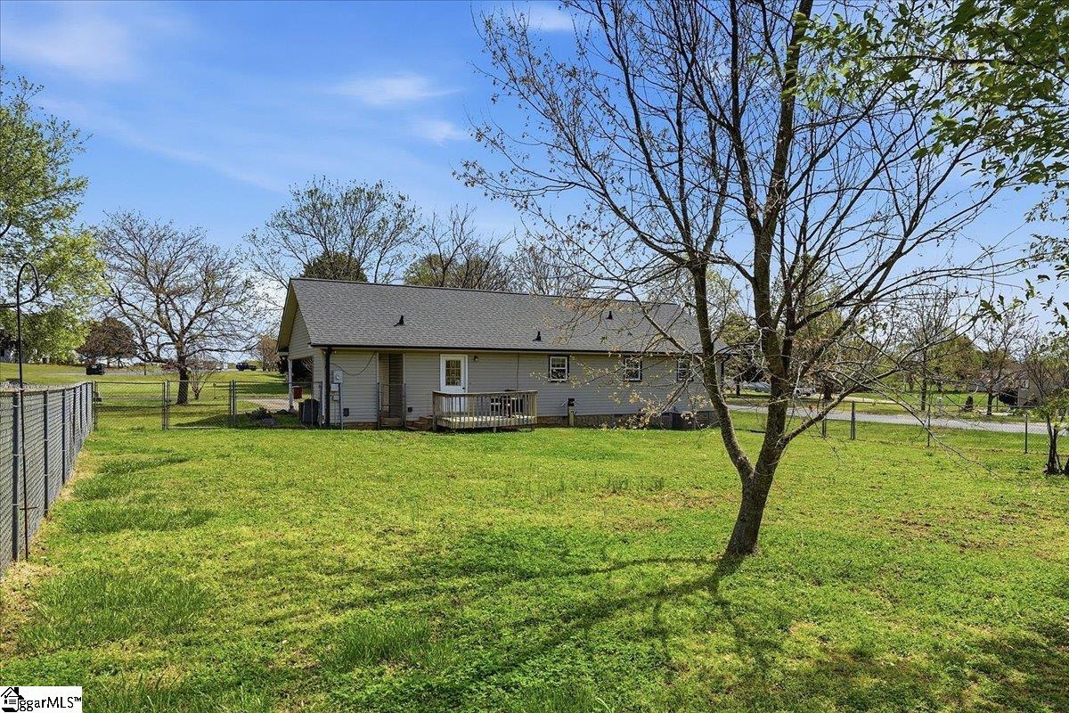 237 Upland View Drive Boiling Springs, SC 29316 - Photo 17 of 23