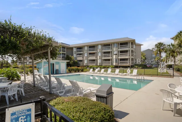 $254,900 | 2 Harbor Drive, Unit L201, St. Helena Island, SC 29920