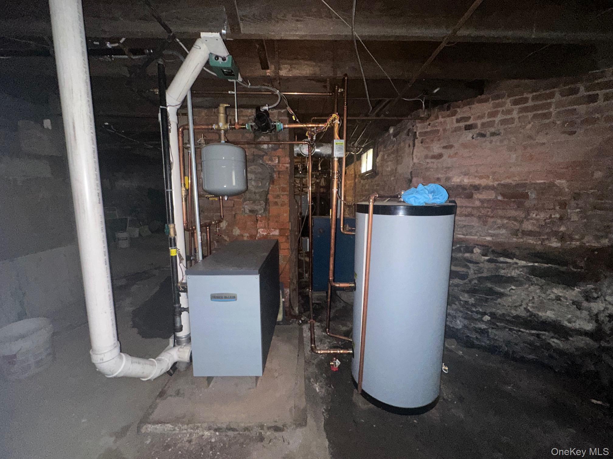 23 Virginia Poughkeepsie, NY 12601 - Photo 16 of 18 3rd floor heating system