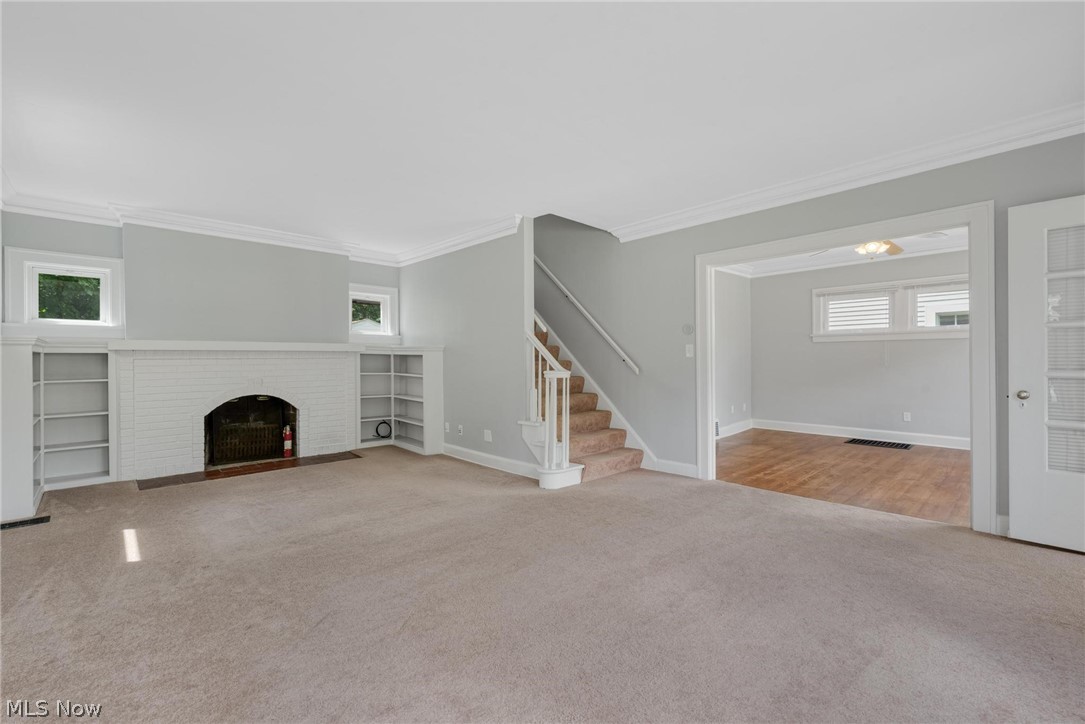 1892 South Compton Road Cleveland, OH 44118 - Photo 18 of 35