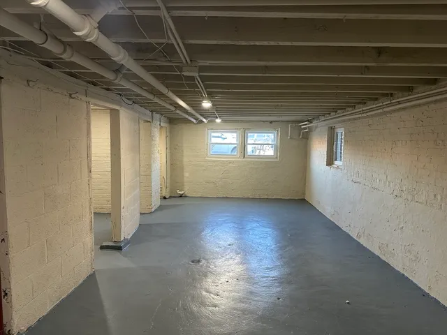 $1,850 | 1304 South 50th Avenue, Unit 1, Cicero, IL 60804