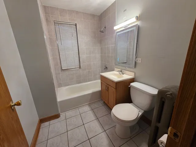 $1,850 | 1304 South 50th Avenue, Unit 1, Cicero, IL 60804