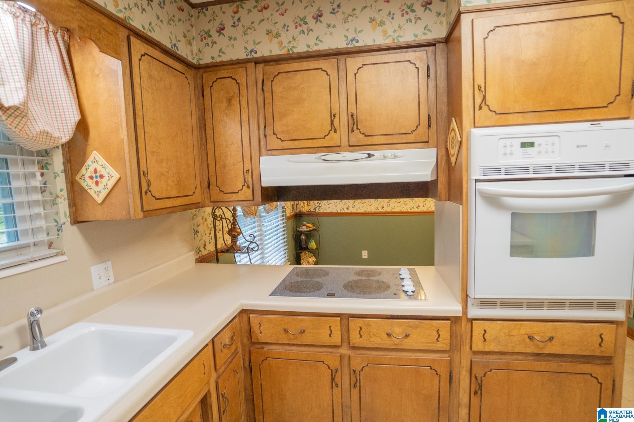 5711 Kings Court Bessemer, AL 35022 - Photo 13 of 83