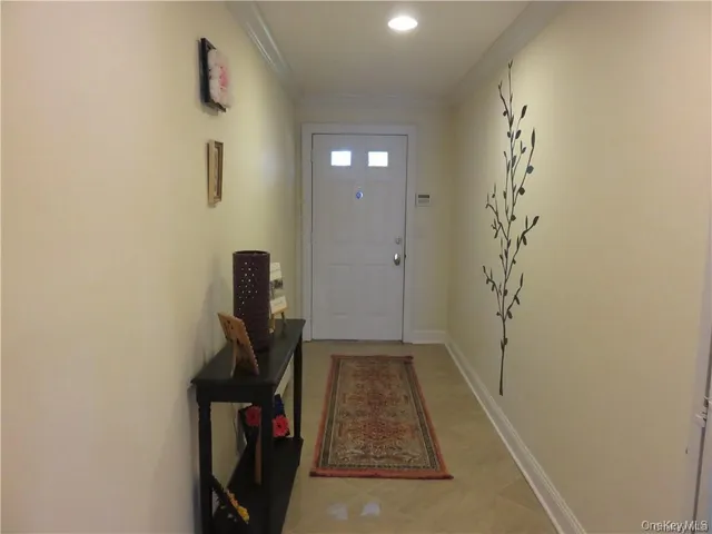 $2,700 | 36 Greenridge Avenue, Unit 110, White Plains, NY 10605