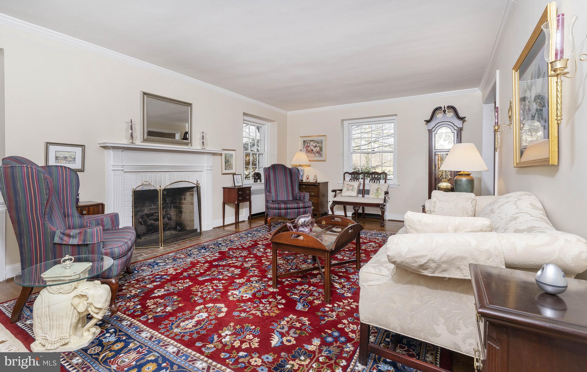 Gas Log Insert in Formal Living Room Fireplace