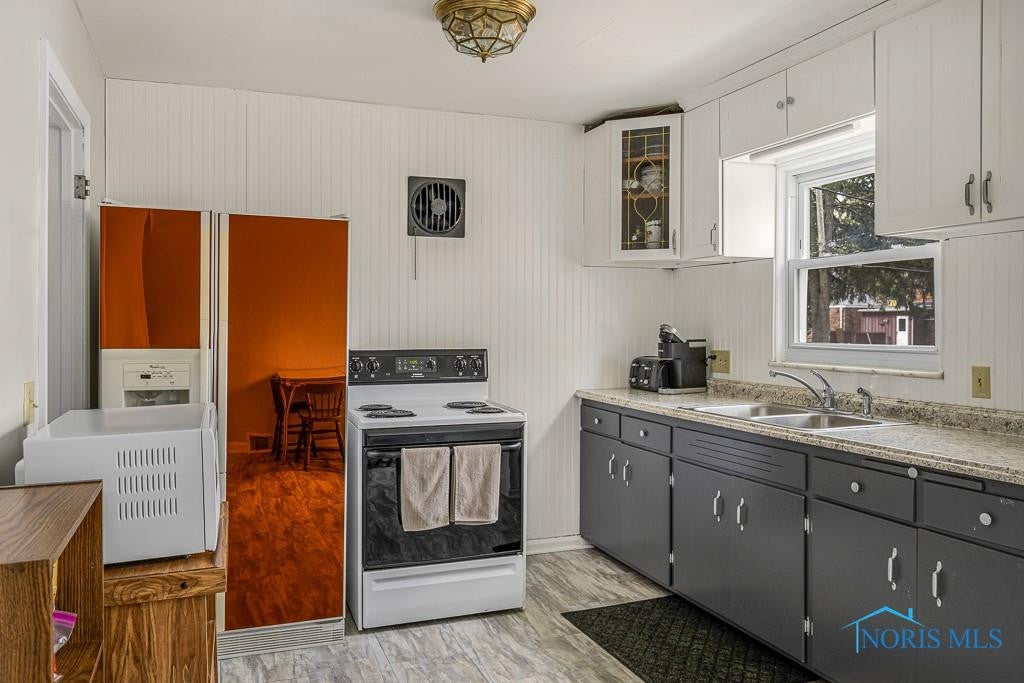903 Independence Road Toledo, OH 43607 - Photo 10 of 42 Gallery Image 10