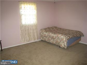 16 Dawn Road Levittown, PA 19056 - Photo 7 of 12 Bedroom 3