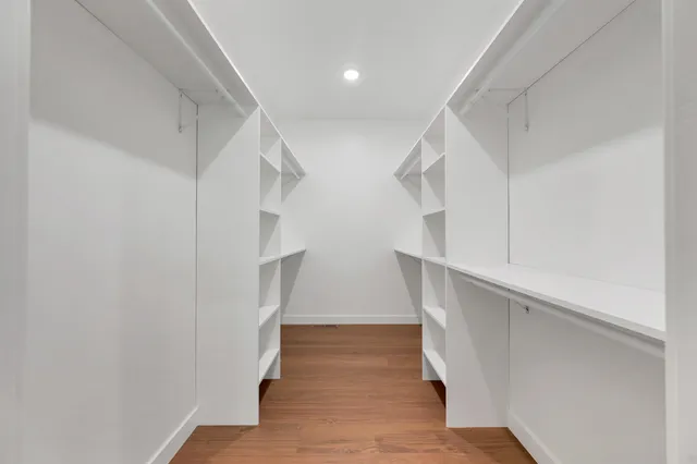 $669,000 | 3578 East Hank Avenue, De Pere, WI 54115