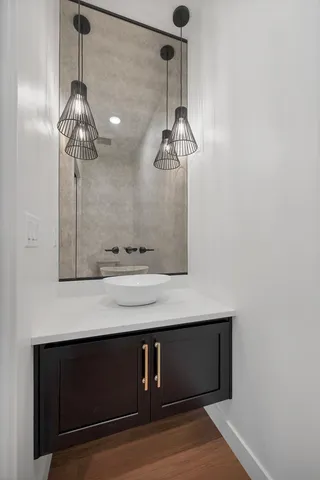 $669,000 | 3578 East Hank Avenue, De Pere, WI 54115