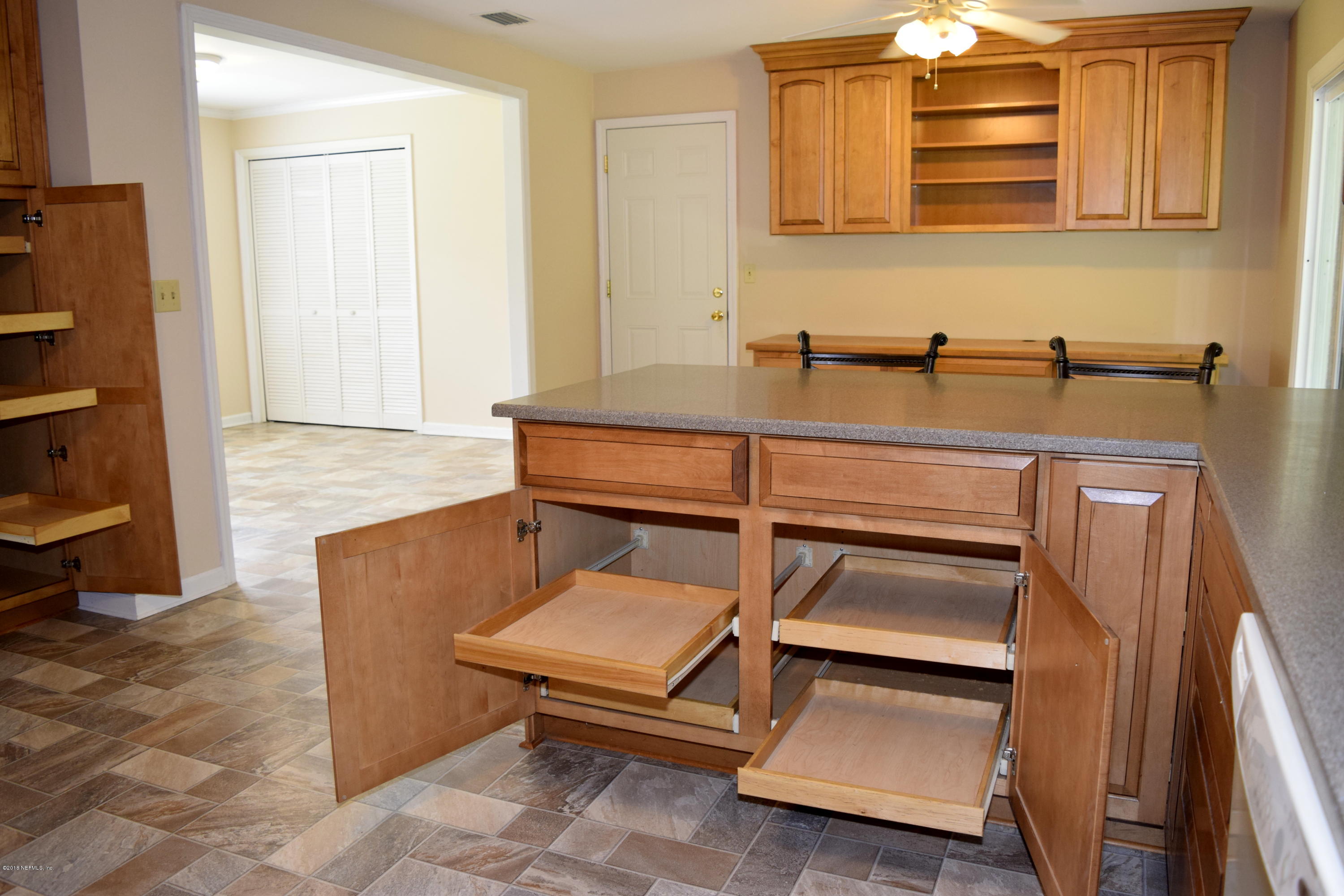 3542 Sheldon Road Orange Park, FL 32073 - Photo 23 of 52 pull out shelves