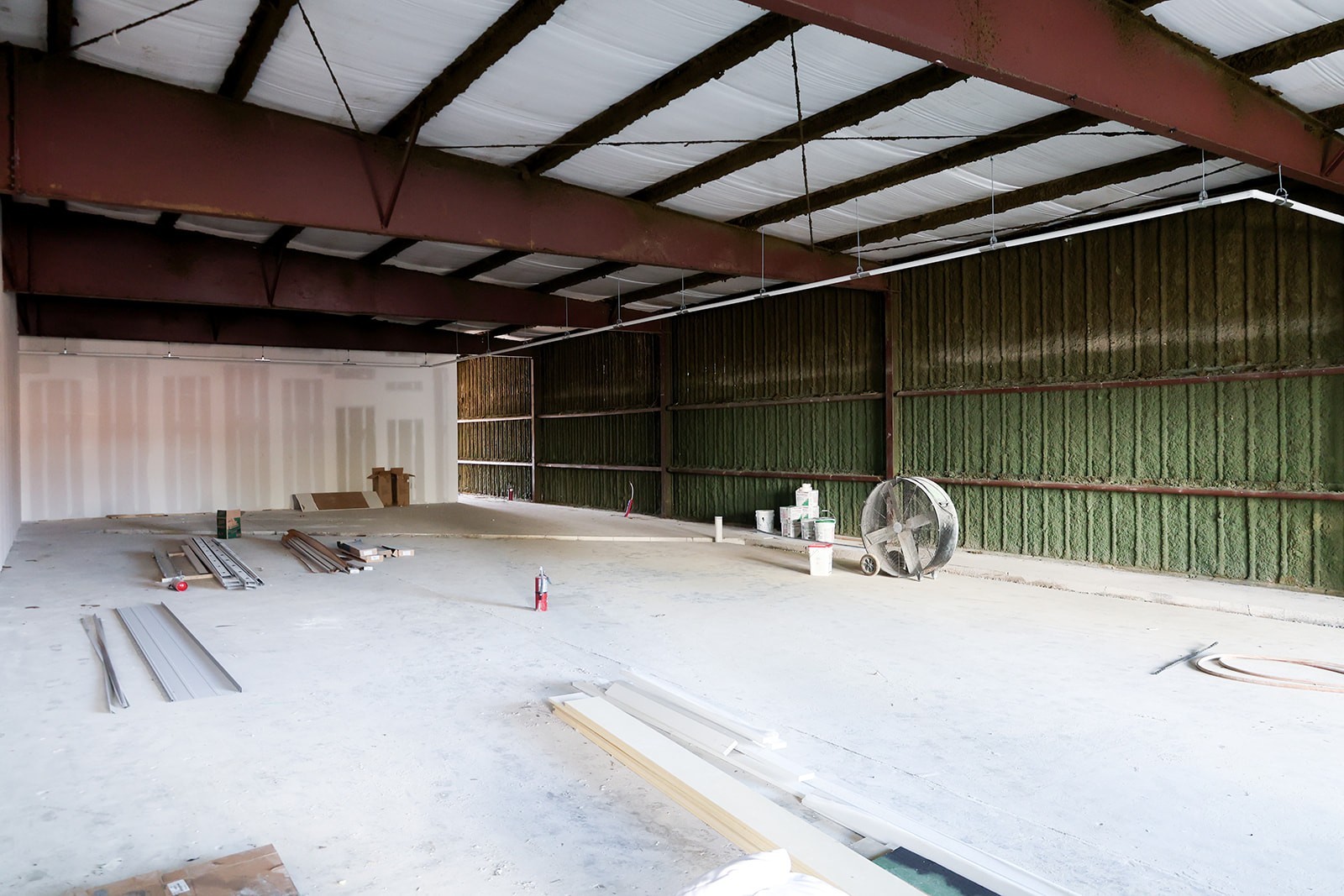 311 West Main Street Murfreesboro, TN 37130 - Photo 7 of 10 a view of a garage with two chair and a ceiling fan
