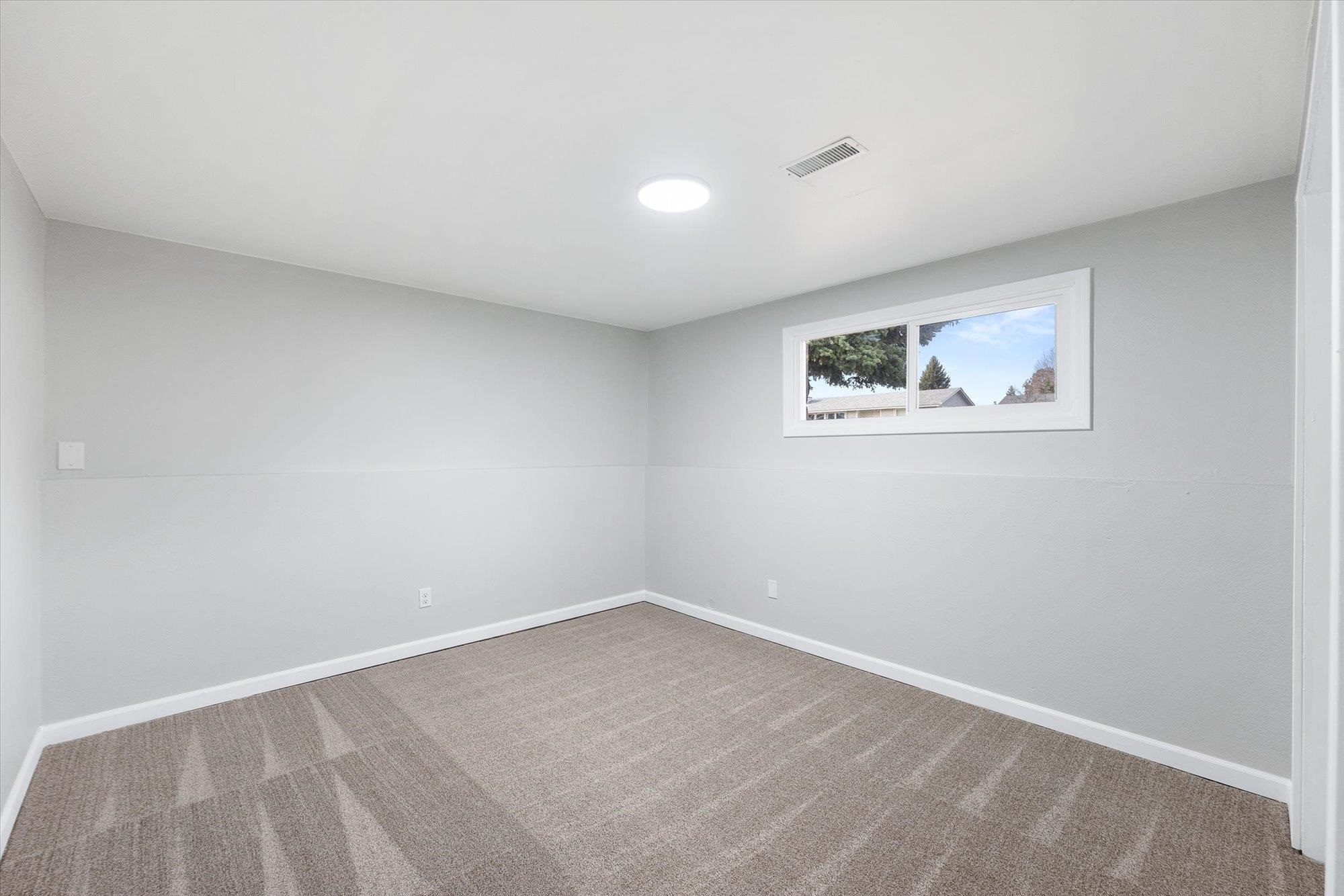 1711 South Evergreen Road Spokane Valley, WA 99037 - Photo 13 of 27 Gallery Image 13