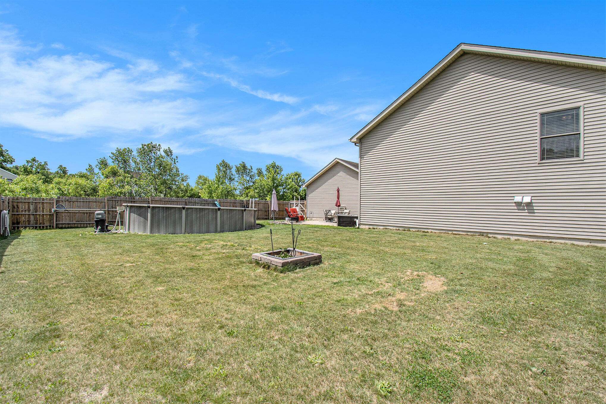 71409 Ilean Road Edwardsburg, MI 49112 - Photo 4 of 25 026_dsc_9148