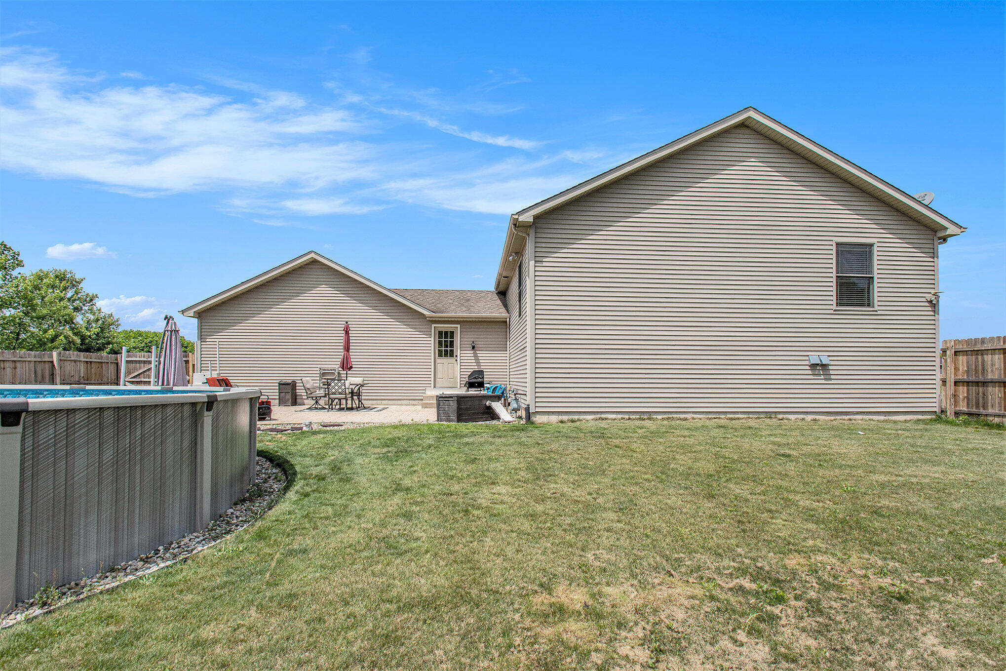 71409 Ilean Road Edwardsburg, MI 49112 - Photo 5 of 25 025_dsc_9147