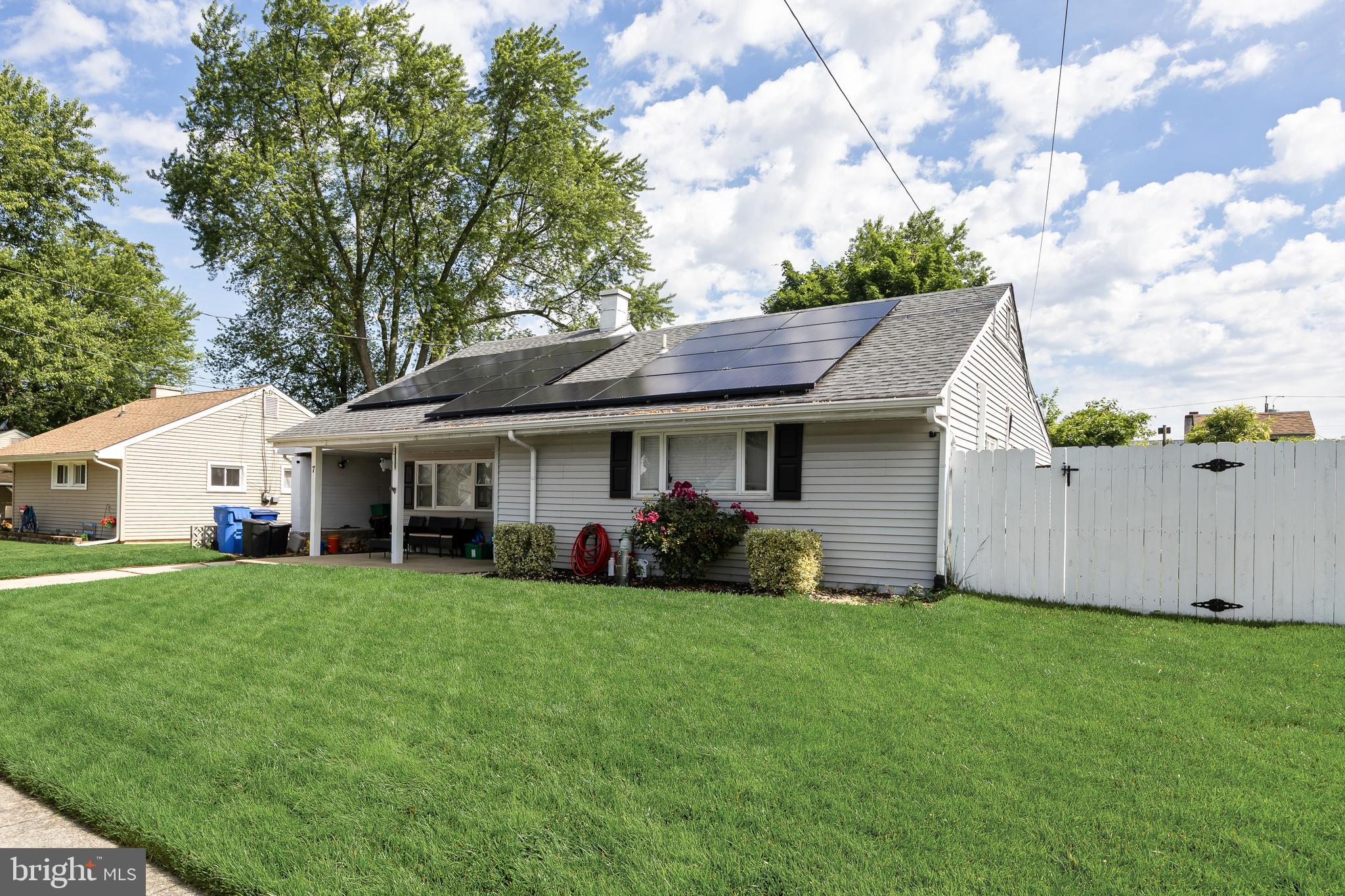 7 Rose Avenue Maple Shade, NJ 08052 - Photo 2 of 27