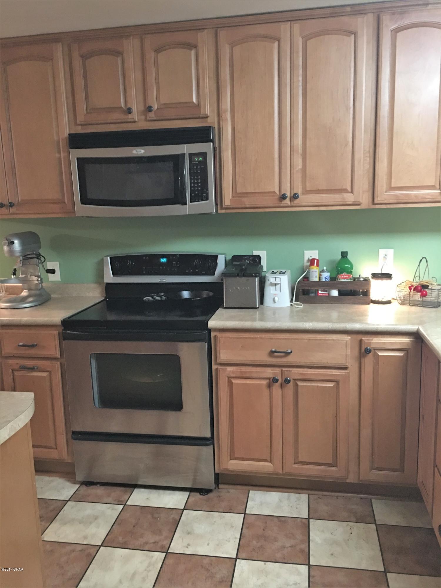 2177 Lovers Lane Grand Ridge, FL 32442 - Photo 13 of 38 Gallery Image 13
