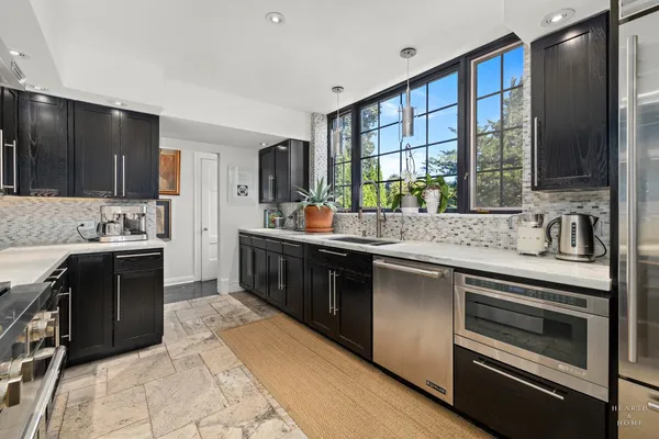 $1,750,000 | 615 Lake Avenue, Crystal Lake, IL 60014