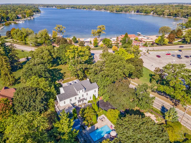 $1,750,000 | 615 Lake Avenue, Crystal Lake, IL 60014