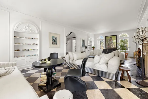 $1,750,000 | 615 Lake Avenue, Crystal Lake, IL 60014
