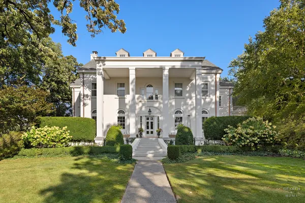 $1,750,000 | 615 Lake Avenue, Crystal Lake, IL 60014