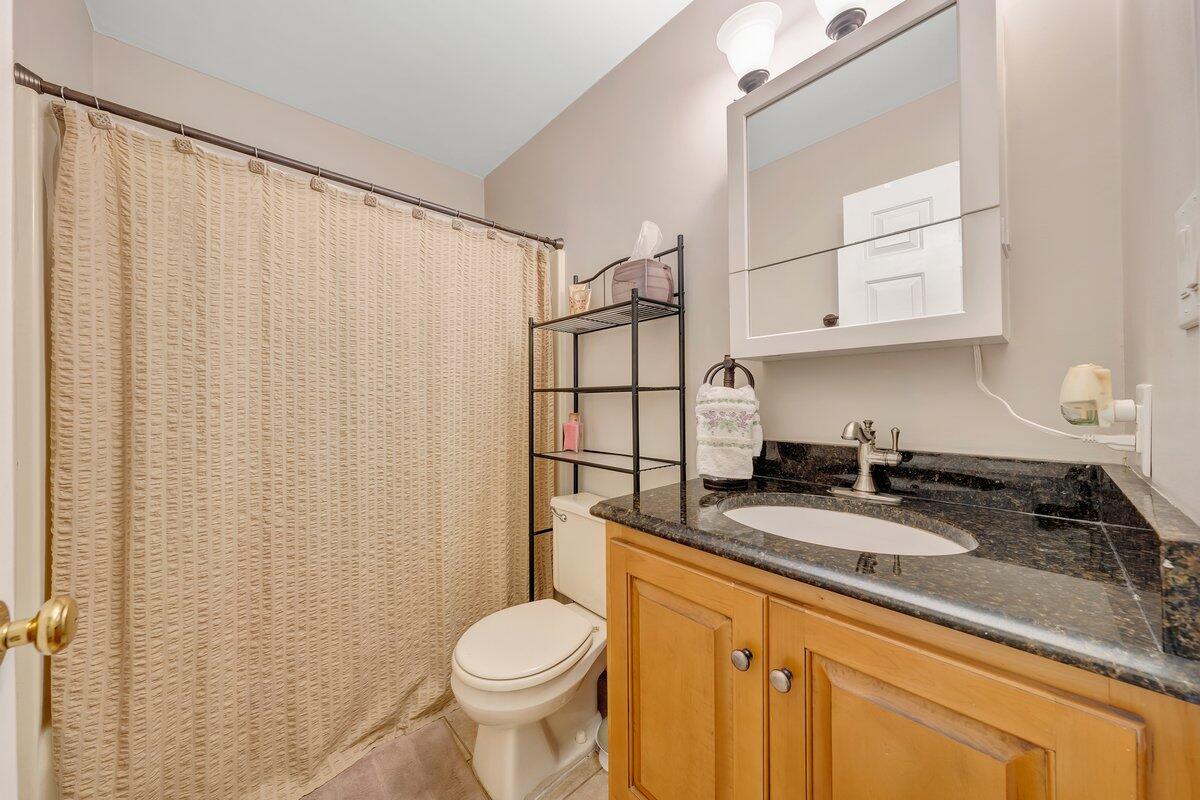 6519 Old Mill Road Roanoke, VA 24018 - Photo 24 of 35 Full Bath